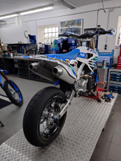 TM moto SMK 450 2022